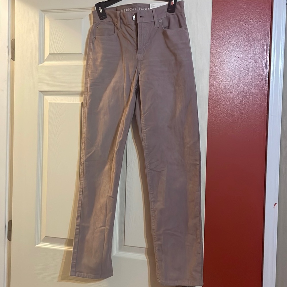 NWT AE Stretch straight leg corduroys